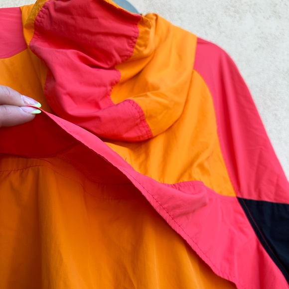 Nike - half zip up windbreaker size XL - Picture 3 of 7